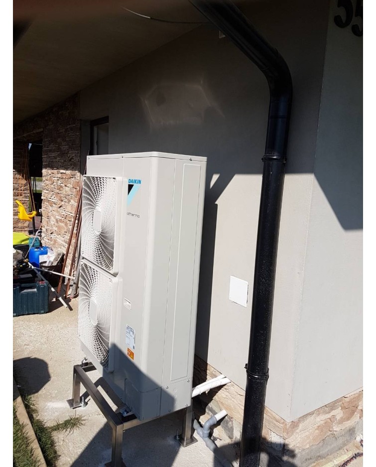 Inštalácia Tepelného čerpadla Daikin EHVX, Považský Chlmec