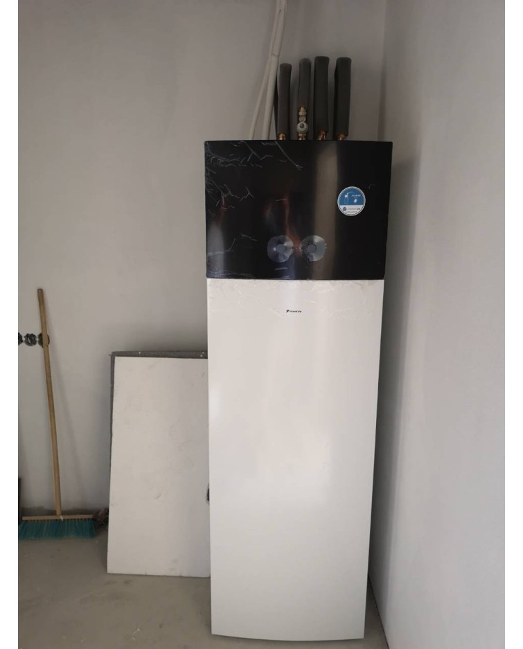 Inštalácia tepelného čerpadla Daikin EHVX, Považský CHlmec