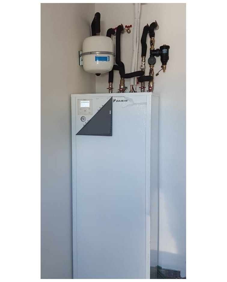 Inštalácia tepelného čerpadla Daikin EHVX, Rosinky, okres Žilina