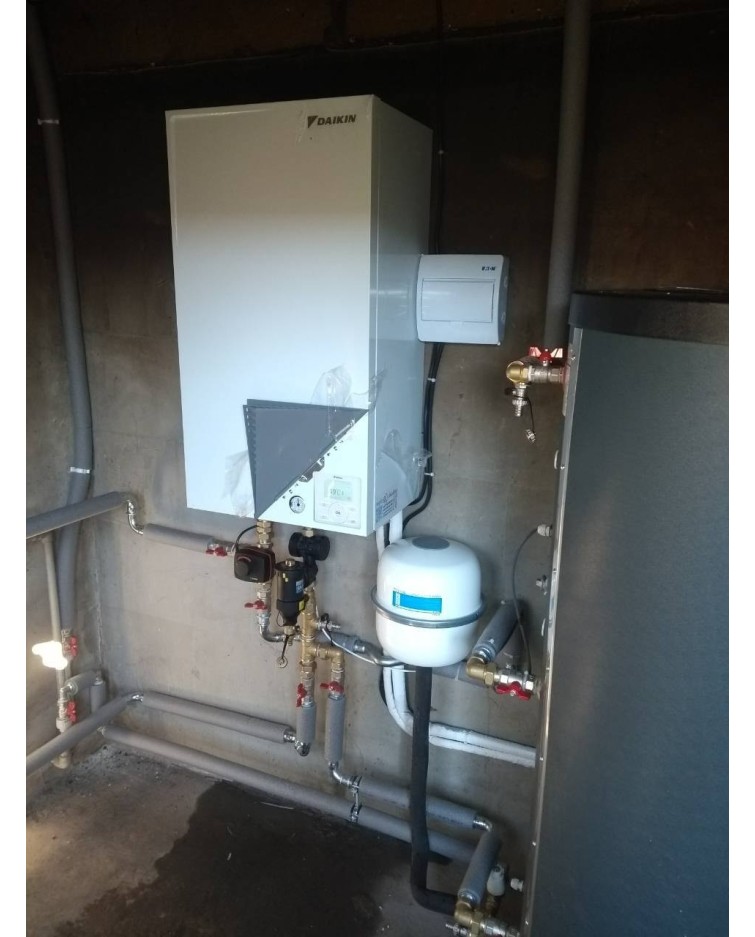 Inštalácia tepelného čerpadla Daikin EHBX, Konská