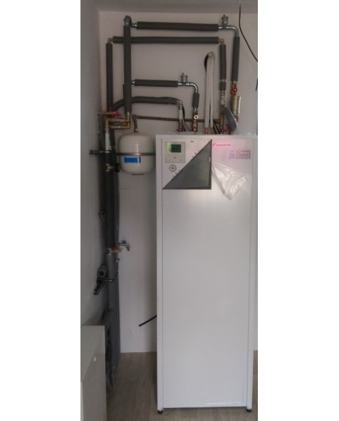 Inštalácia tepelného čerpadla Daikin EHVX, Bzince pod Javorinou