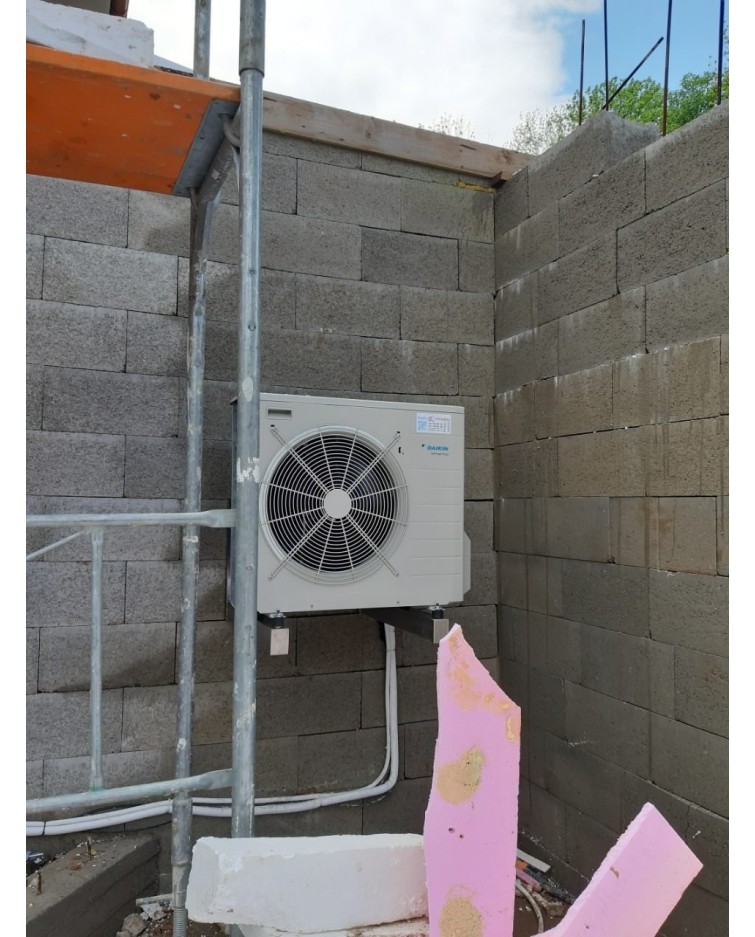 Inštalácia tepelného čerpadla Daikin EHVX, Žilinská Lehota