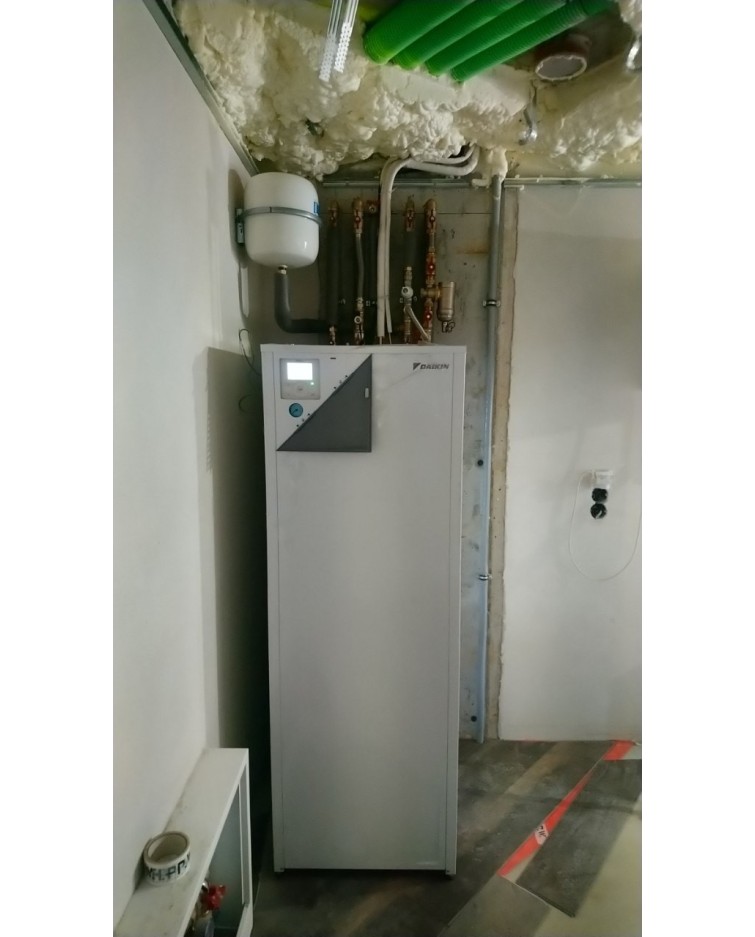 Inštalácia tepelného čerpadla Daikin EHVX, Žilinská Lehota