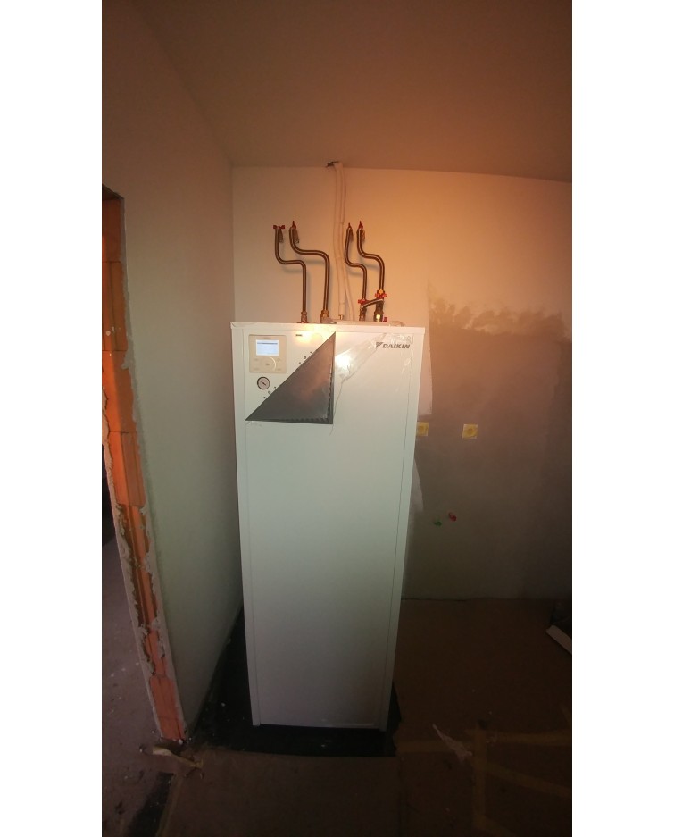Inštalácia tepelného čerpadla Daikin EHVX, Čierna Voda